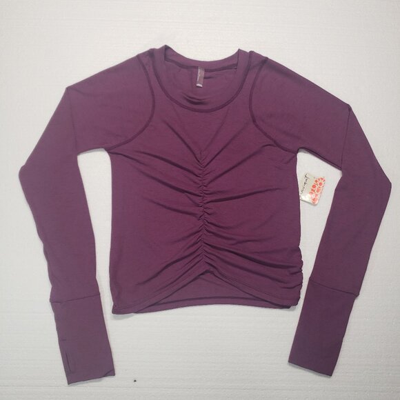 Free People Movement Women's Tempo Ruched Long Sleeve in Deep Mulberry sz M NWT - Picture 3 of 5